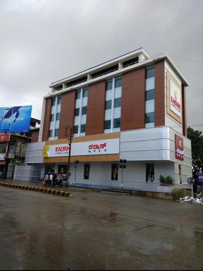 Venkys Stay Inn Udupi Kültér fotó